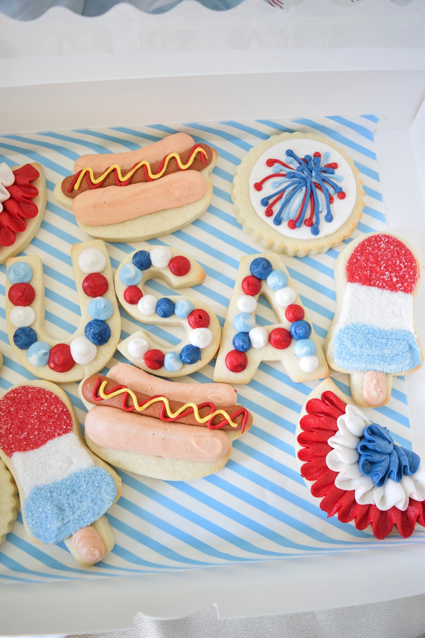 Patriotic Cookie Box