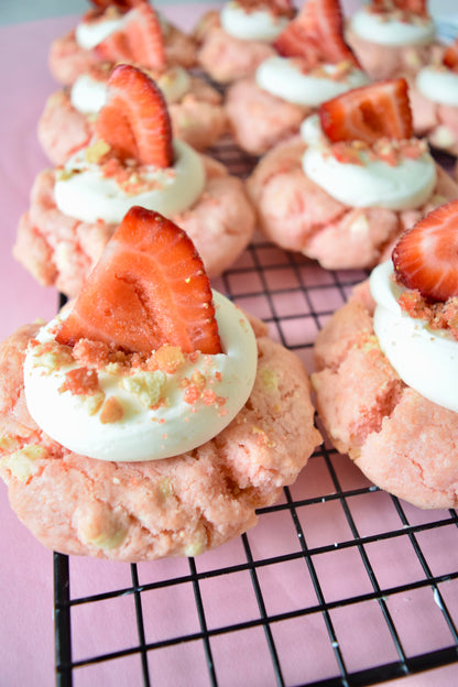 Strawberry Dream - dozen
