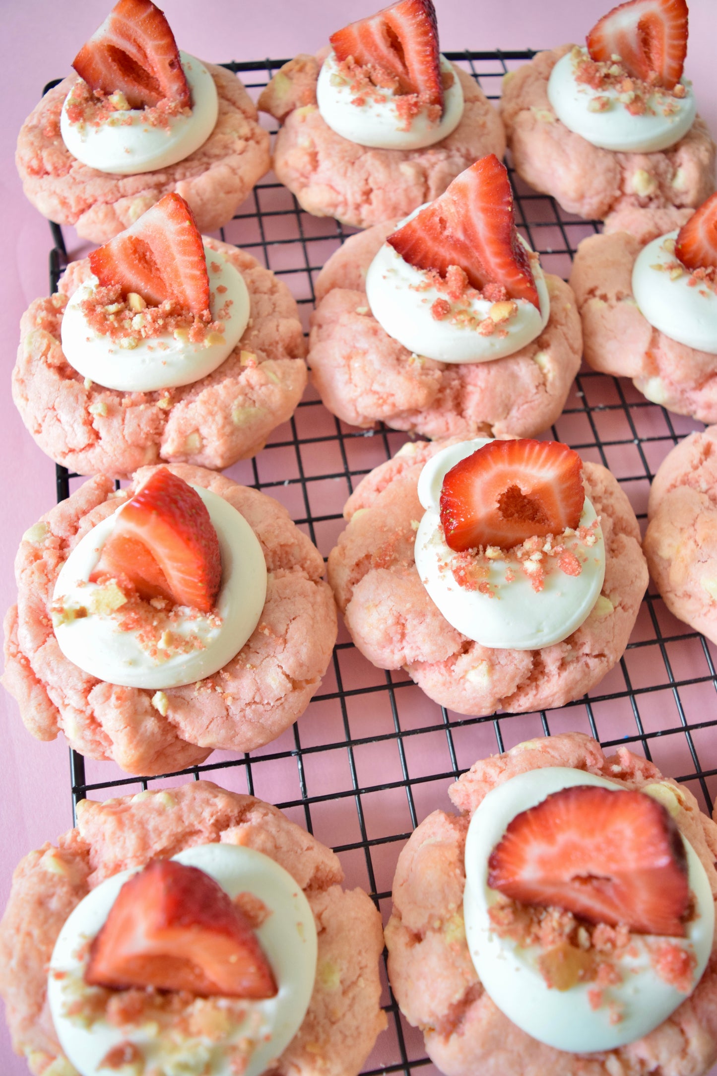 Strawberry Dream - dozen