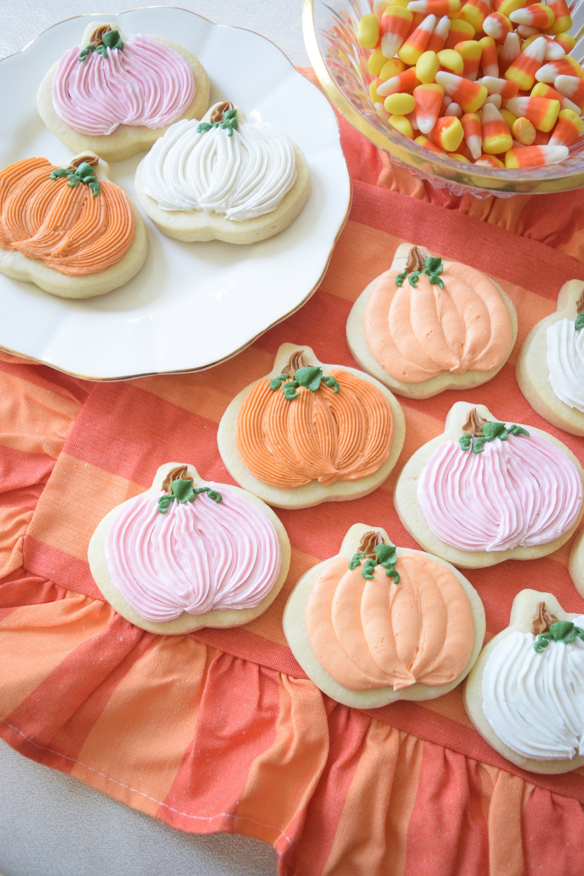 Pumpkin Shaped Sugar Cookies